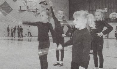 majorettes.jpg majorettes.jpg